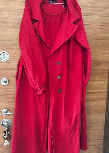 Kırmızı Trençkot - Görsel 3