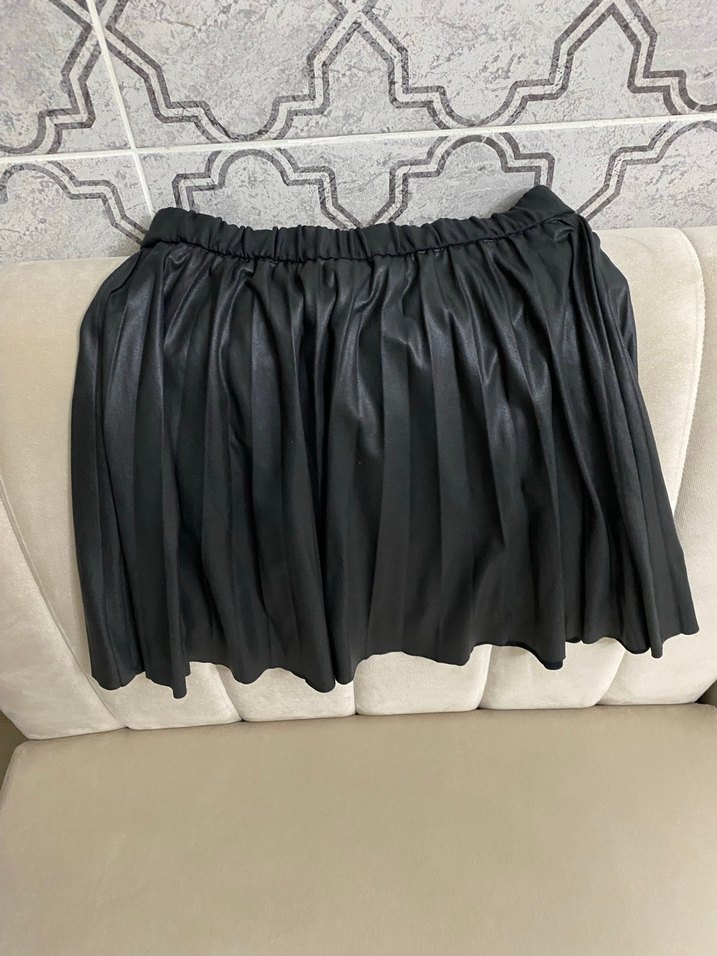 Kız çocuk Siyah Pilili Mini Etek - Görsel 4