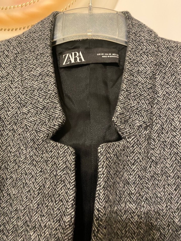 Zara Gri Düz Kesim Kaban - Görsel 3