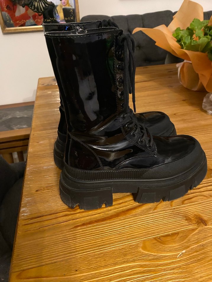 Siyah Platform Topuklu Gotik Kadın Bot - Görsel 2