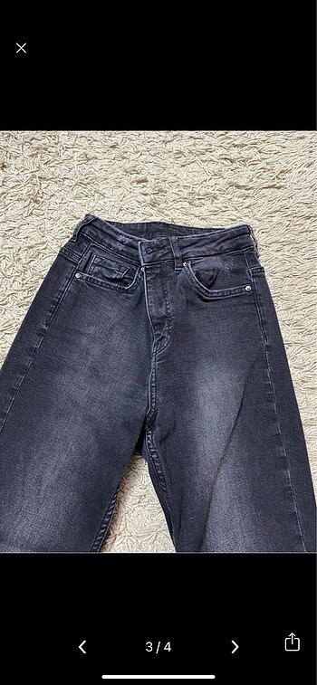 xs Beden H&m dizleri yırtık kot