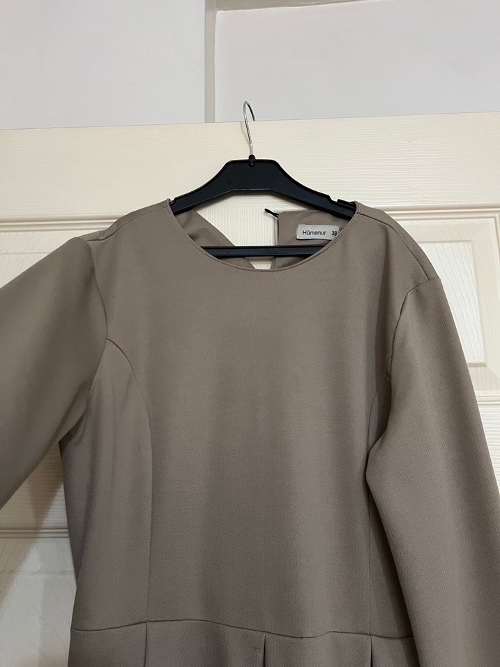 Bej Uzun Kollu Drapeli Kadın Elbise - Görsel 5