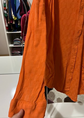 Turuncu Düğmeli Uzun Kollu Keten Gömlek - Görsel 2