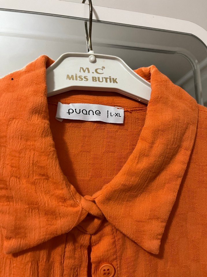 Turuncu Düğmeli Uzun Kollu Keten Gömlek - Görsel 3