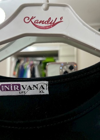 Siyah Çizgili Fırfırlı Kısa Kadın Kazak - Görsel 4