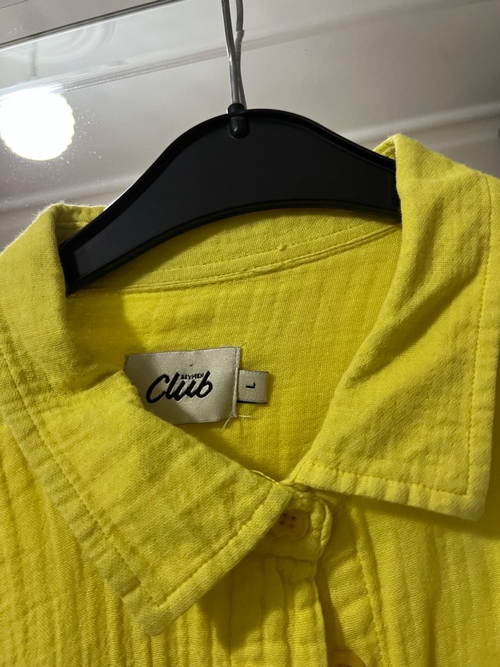 Sarı Düğmeli Uzun Kollu Keten Gömlek - Görsel 3