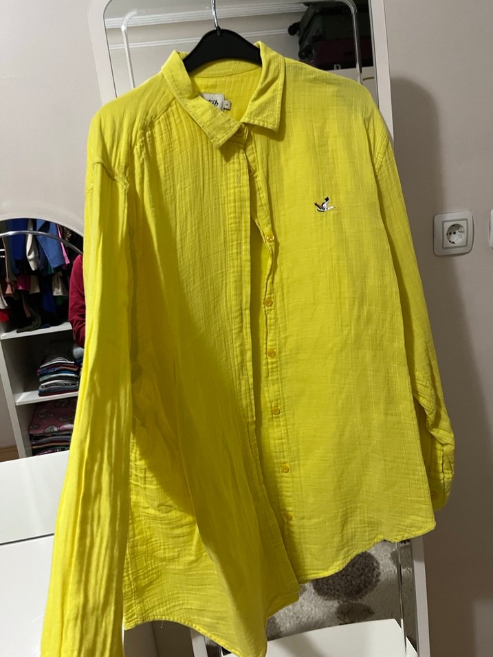 Sarı Düğmeli Uzun Kollu Keten Gömlek - Görsel 2