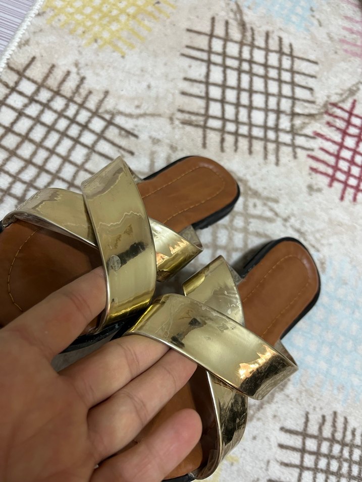 Kadın Altın Renkli Dolgu Topuklu Terlik - Görsel 5