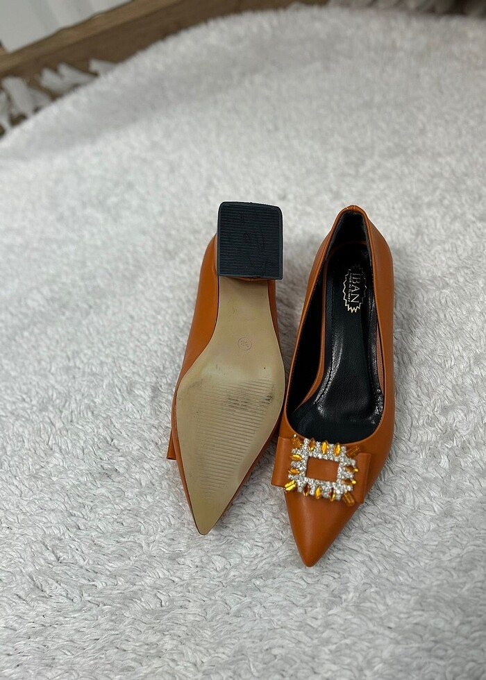 Topuklu ayakkabı - Görsel 4