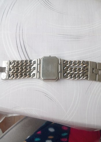 Zincir Detaylı Parlak Gri Kadın Saat - Görsel 3