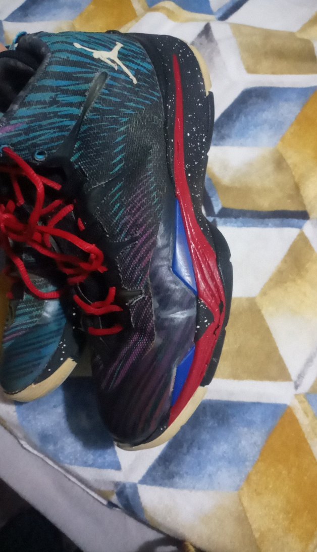 Renkli Tie-Dye Basketbol Ayakkabısı orjinal - Görsel 3