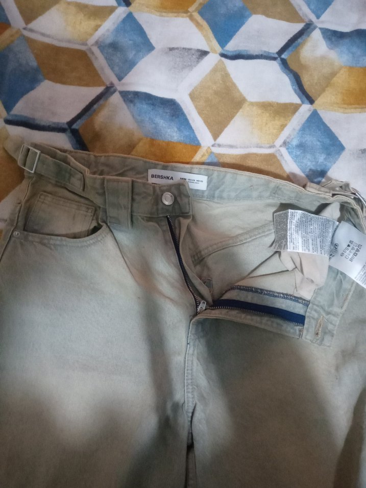 Bershka Düğmeli Kısa Gri Kadın Jean - Görsel 3