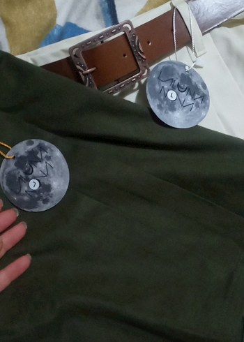 şort etek sıfır iki adet haki bej L beden - Görsel 5