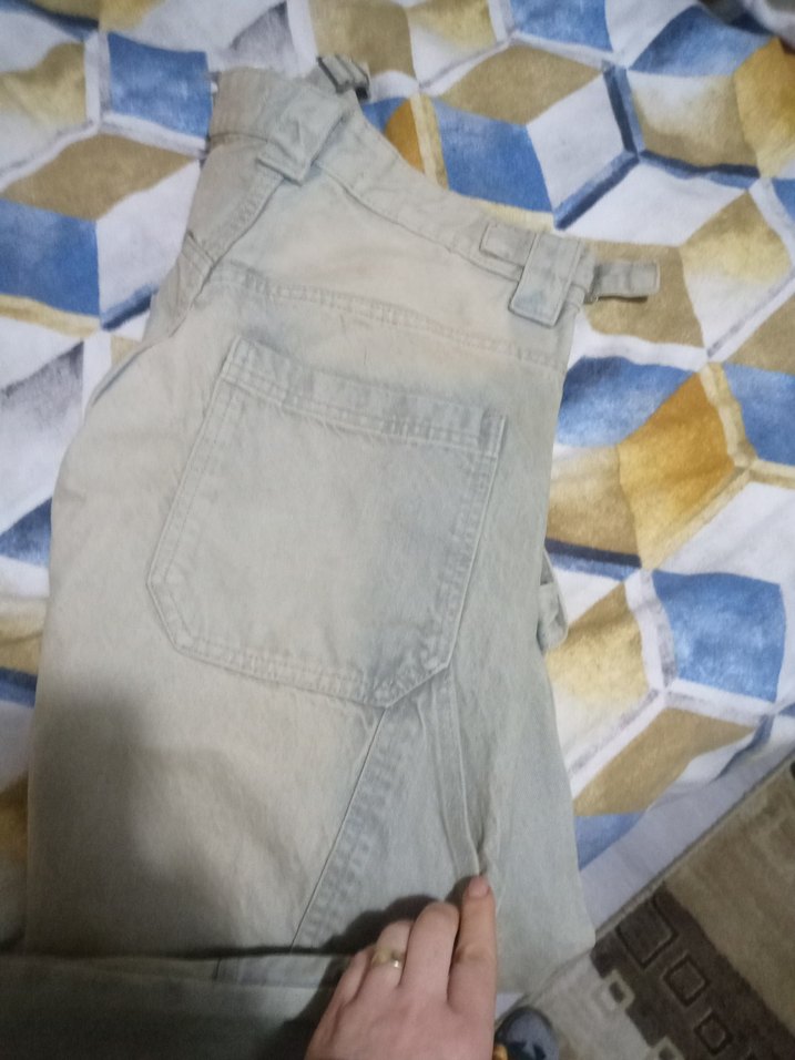 Bershka Gri Mini Düğmeli Kadın Kot Pantolon trent model - Görsel 5