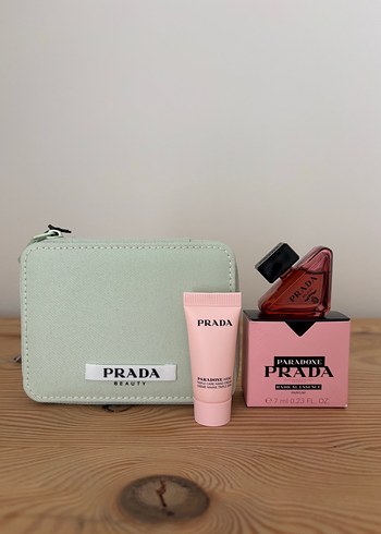 Prada ürünü