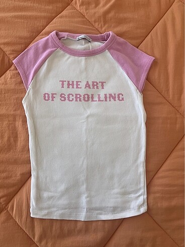 Bershka crop tshirt