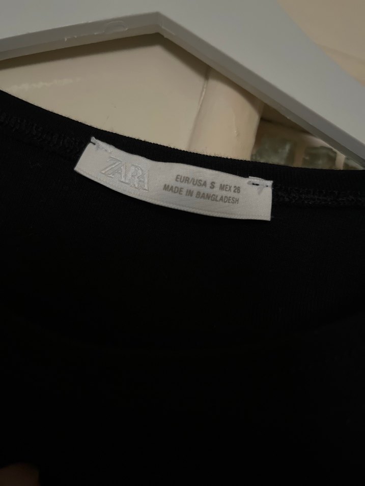 Siyah Kadın Kısa Kollu Kayık Yaka T-shirt - Görsel 2