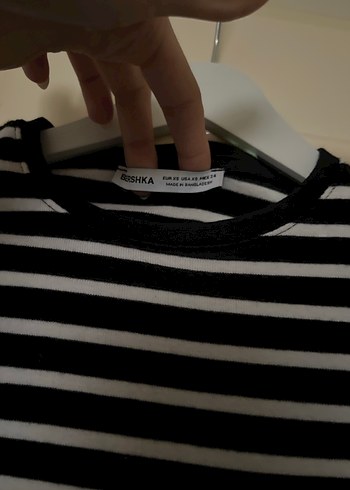 Siyah Beyaz Çizgili Kısa Kollu Tişört - Görsel 2