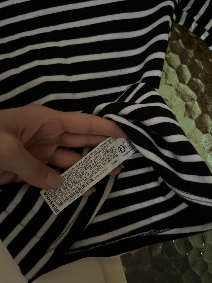 Siyah Beyaz Çizgili Kısa Kollu Tişört - Görsel 3