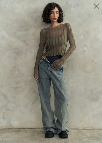 Kadın Kahverengi Pilili Uzun Kollu Crop Top - Görsel 3