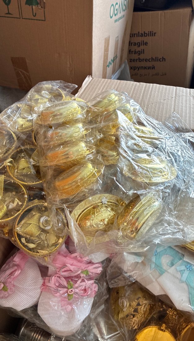 Altın Renkli Parti Süsleri Seti - Görsel 3