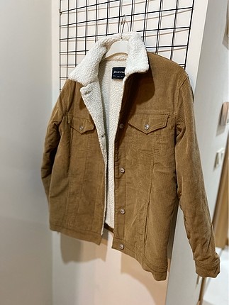 Stradivarius Mont