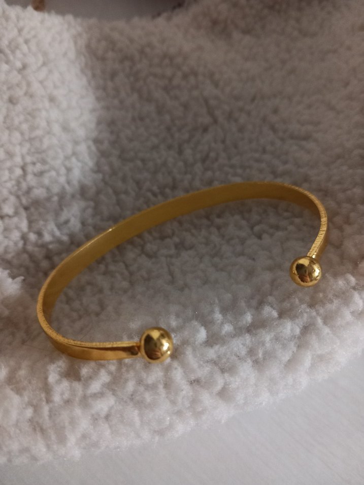 Altın love Bileklik - Görsel 2