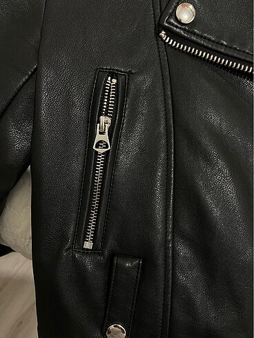 xs Beden Bershka Deri Ceket