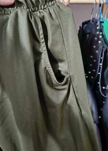 Kemerli Haki Kadın Rahat Kumaş Pantolon - Görsel 3