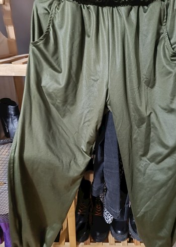 Kemerli Haki Kadın Rahat Kumaş Pantolon - Görsel 2