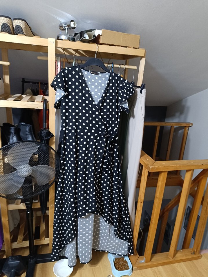 Siyah Puantiyeli V Yaka Uzun Elbise - Görsel 2