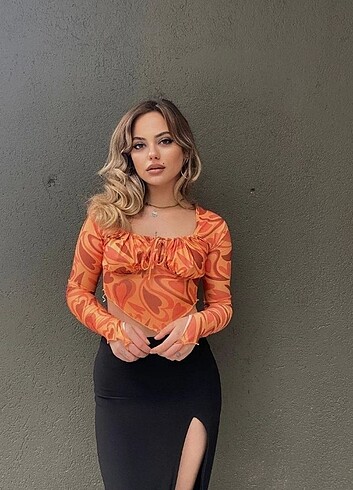 Diğer Önü Drapeli Bağlamalı Crop Bluz