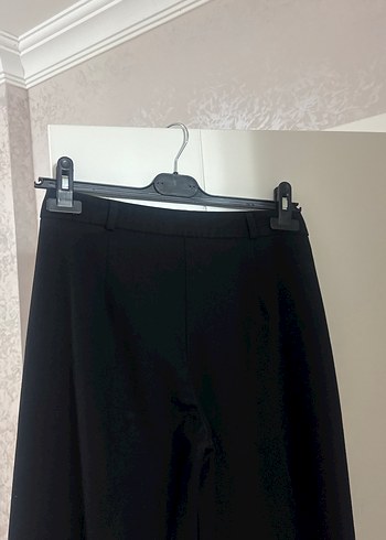 Bershka Düğmeli Siyah Kumaş Kadın Pantolon - Görsel 6