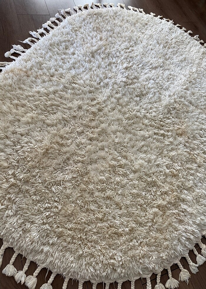 Püsküllü halı - Görsel 3