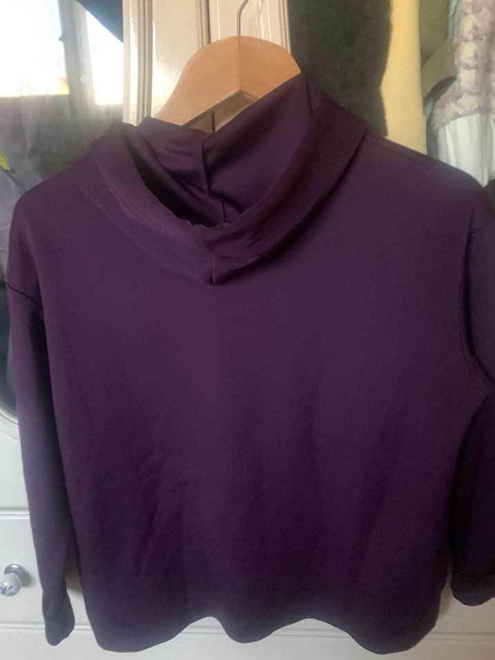 Mor Yüksek Yakalı Kadın Sweatshirt - Görsel 4