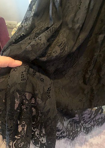 Stradivarius Dantel Detaylı Siyah Uzun Kadın Etek - Görsel 4