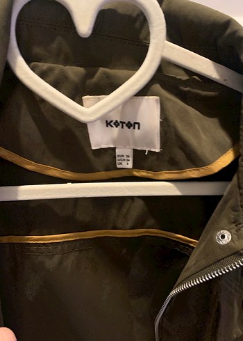 Koton Kadın Haki Kamuflaj Düğmeli Midi Ceket - Görsel 3