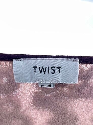 38 Beden çeşitli Renk Twist Bluz %70 İndirimli.