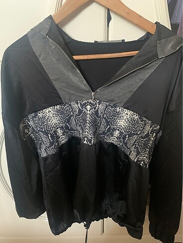 Zara sweatshirt