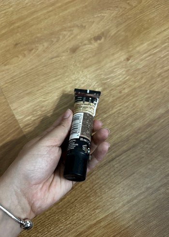 L'Oreal Infallible Mat Fondöten 30 Honey - Görsel 4