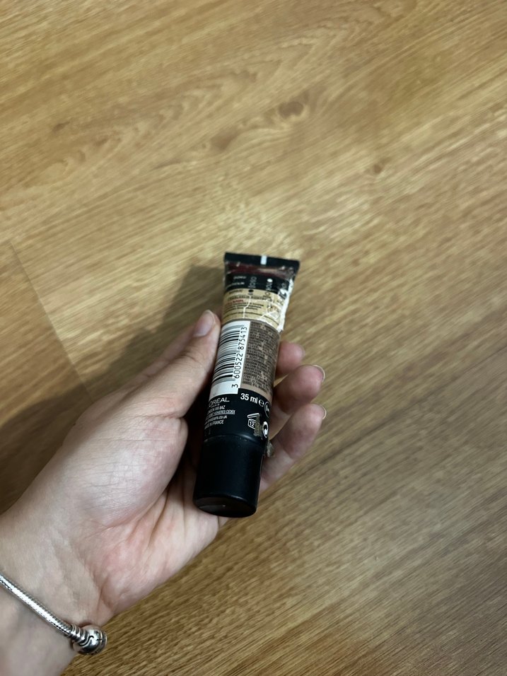 L'Oreal Infallible Mat Fondöten 30 Honey - Görsel 4