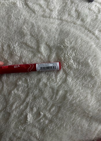 Beaulis Bordo Parlak Dudak Parlatıcısı - Görsel 2