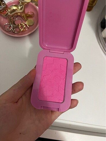 NYX NYX BUTTERMELT ALLIK