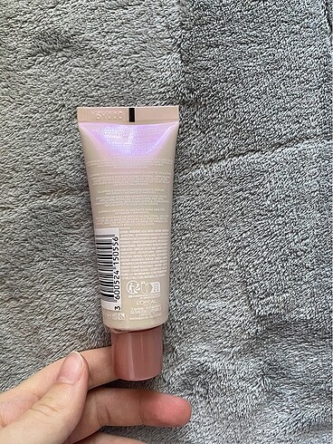 Loreal Paris Doğal ışıltı glow