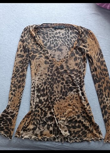 leopar desenli simli tül bluz