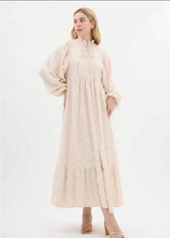 Uzun Beyaz Nakışlı Keten Bohem Elbise - Görsel 2