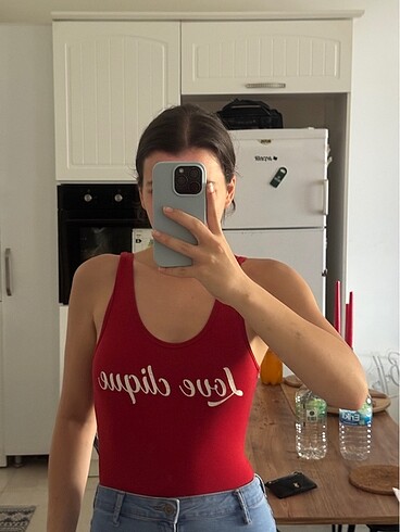 kırmızı body