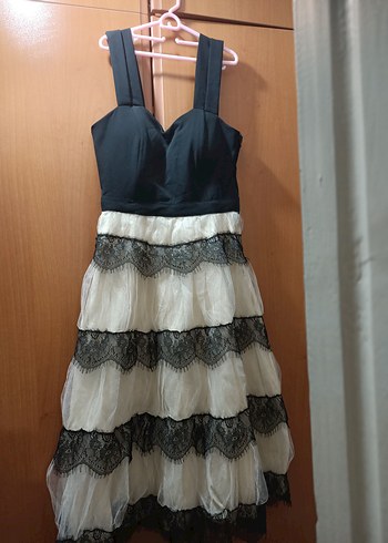 Siyah Beyaz Vintage Kadın Abiye Elbise