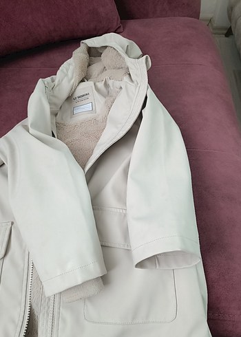 LC Waikiki LC Waikiki Bebek Kürklü Krem Mont trench 6 7 yaş