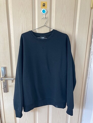 pull&bear sweatshirt